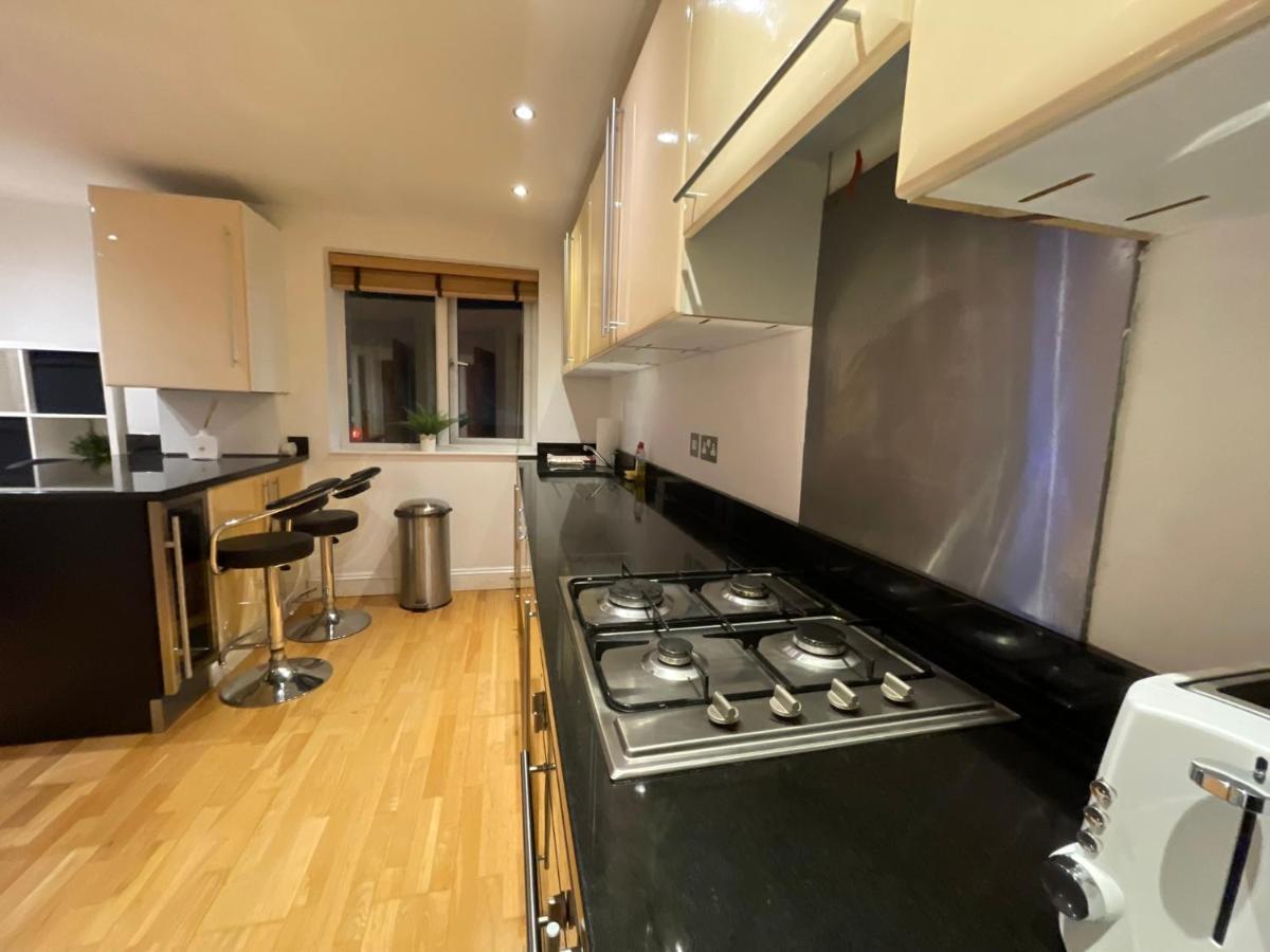 Beautiful & Luxurious Apartment In Richmond Richmond  Dış mekan fotoğraf